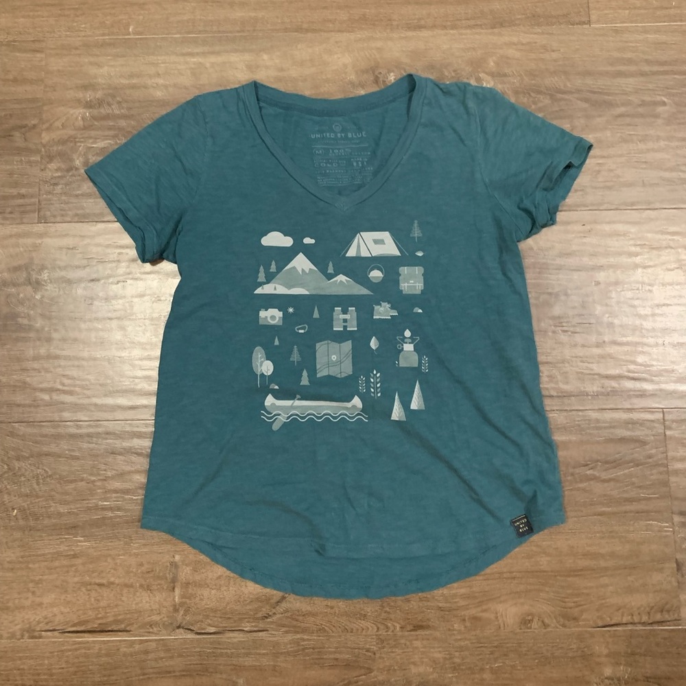 United by blue v neck tee medium